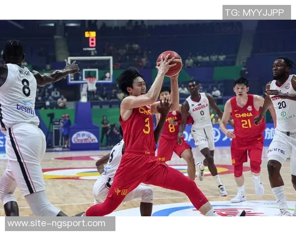 中国与安哥拉友谊赛精彩回顾两队实力对决引发球迷热议 中国与安哥拉友谊赛精彩回顾两队实力对决引发球迷热议